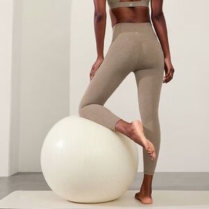 NWT, Athleta Elation Ultra High Rise 7/8 legging, L, Abalone/Pyrite Heather